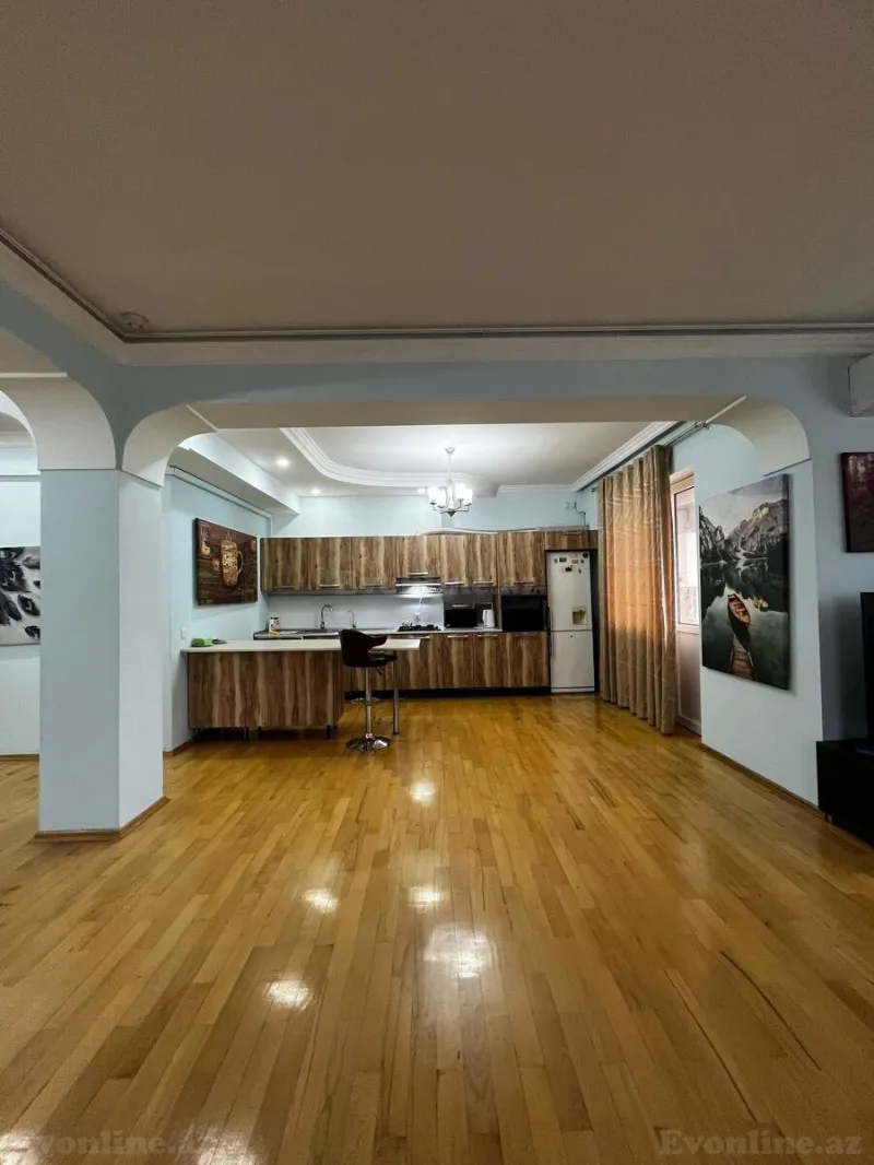Kirayə verilir 4 otaqlı Mənzil Yeni tikili 160 m² Nizami r. - şəkil 14