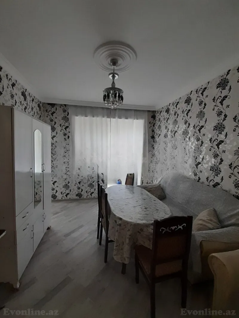 Kirayə verilir 3 otaqlı Mənzil Köhnə tikili 55 m² Memar Əcəmi m.