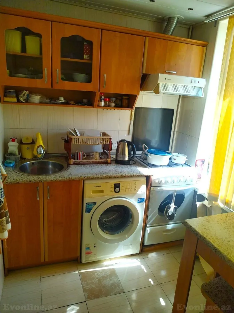 Satılır 2 otaqlı Mənzil Köhnə tikili 50 m² 8-ci kilometr - şəkil 3