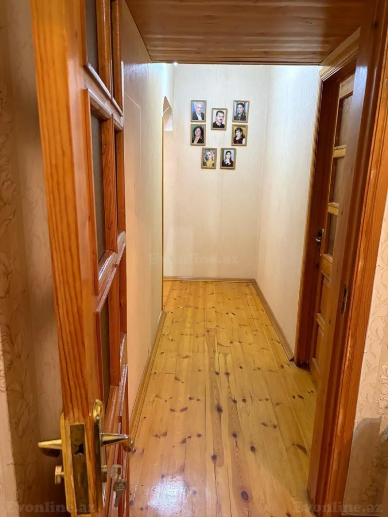 Satılır 2 otaqlı Mənzil Köhnə tikili 65 m² Suraxanı r. - şəkil 5