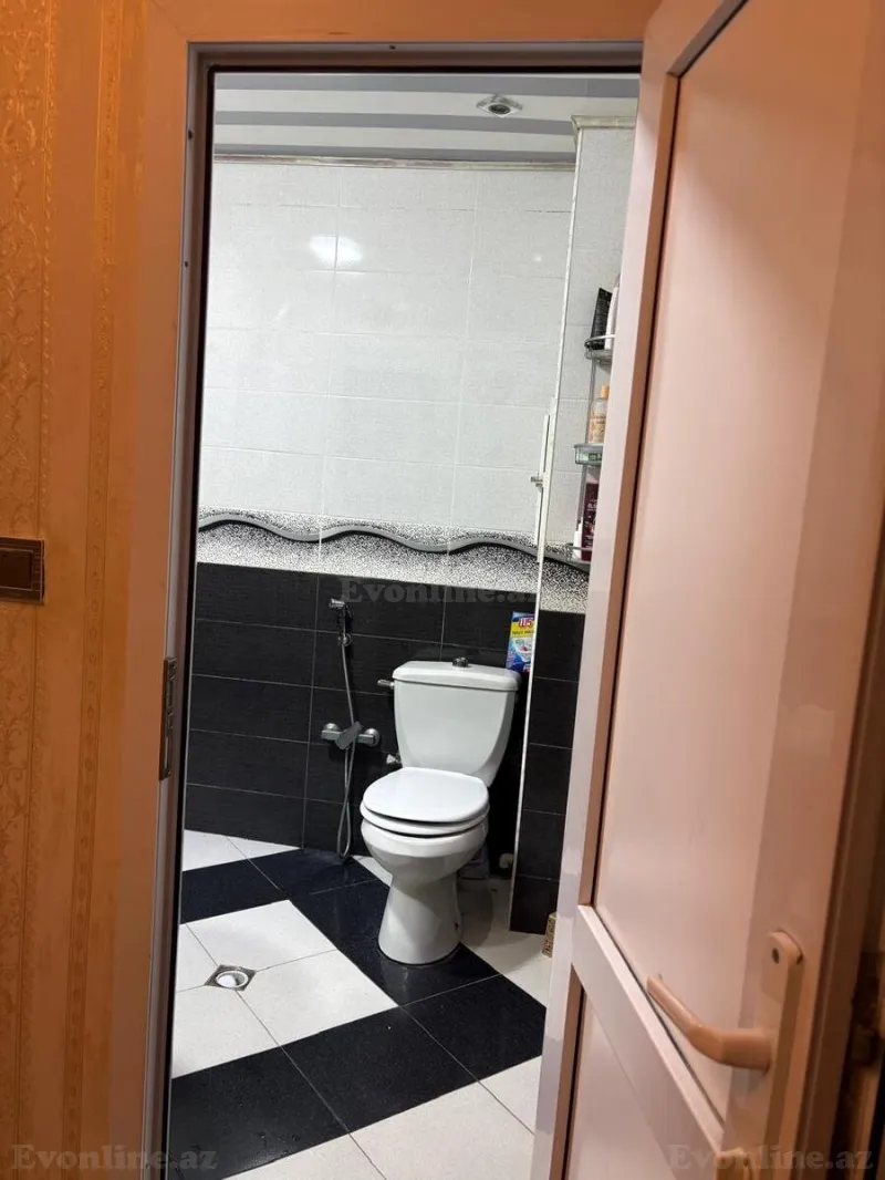 Satılır 2 otaqlı Mənzil Köhnə tikili 65 m² Suraxanı r. - şəkil 7