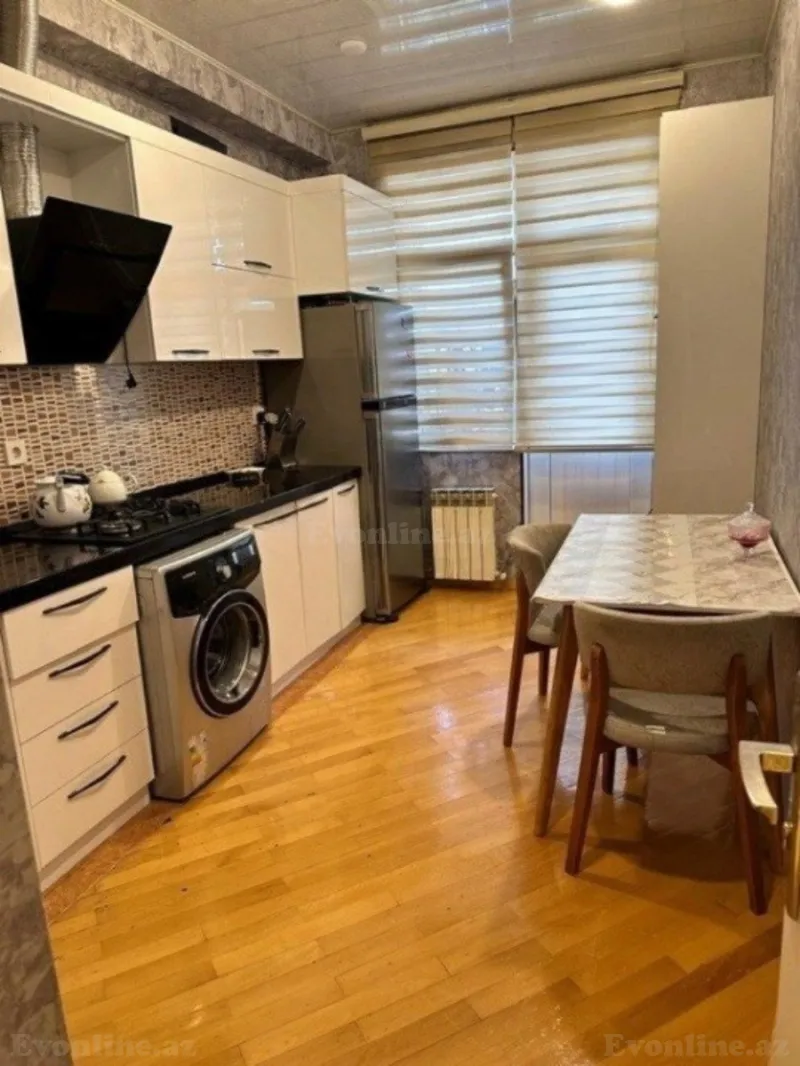 Satılır 2 otaqlı Mənzil Yeni tikili 90 m² 20 Yanvar m. - şəkil 3