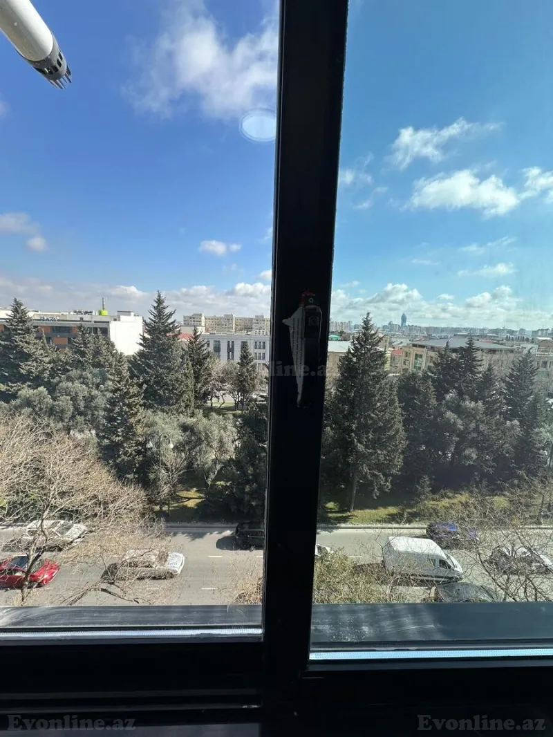 Satılır 3 otaqlı Mənzil Köhnə tikili 67 m² Gənclik m. - şəkil 4