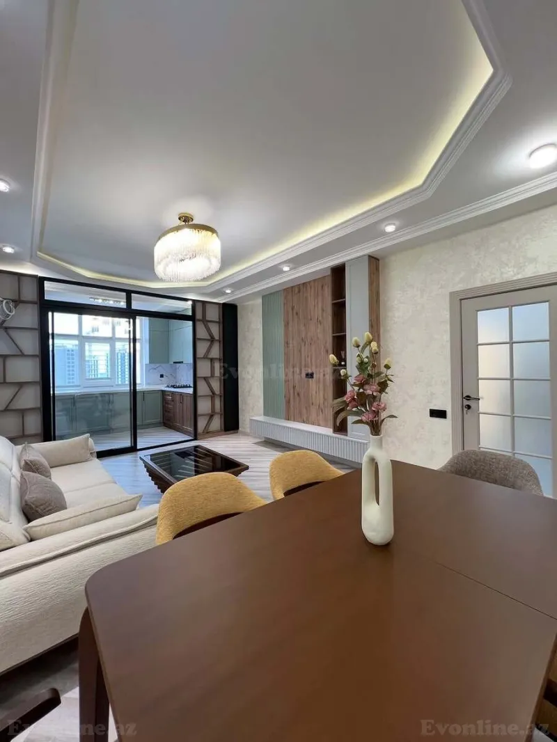 Satılır 3 otaqlı Mənzil Yeni tikili 90 m² Xətai r.