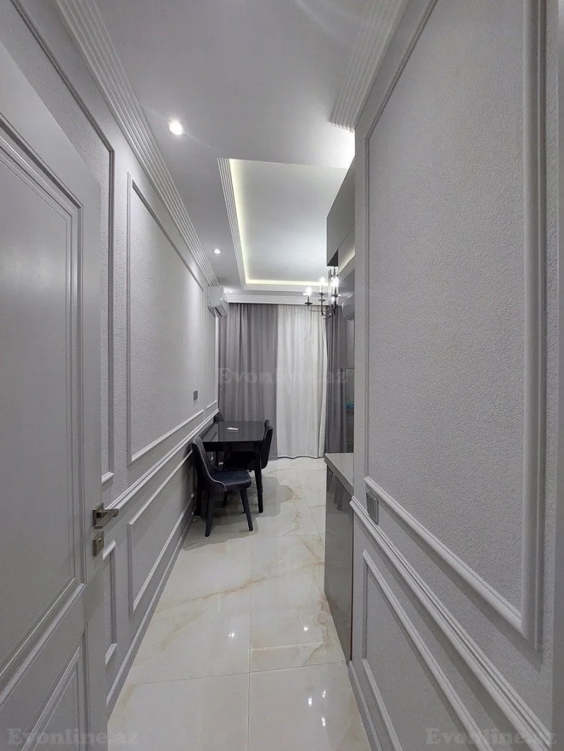 Satılır 2 otaqlı Mənzil Yeni tikili 110 m² 8 Noyabr m. - şəkil 7