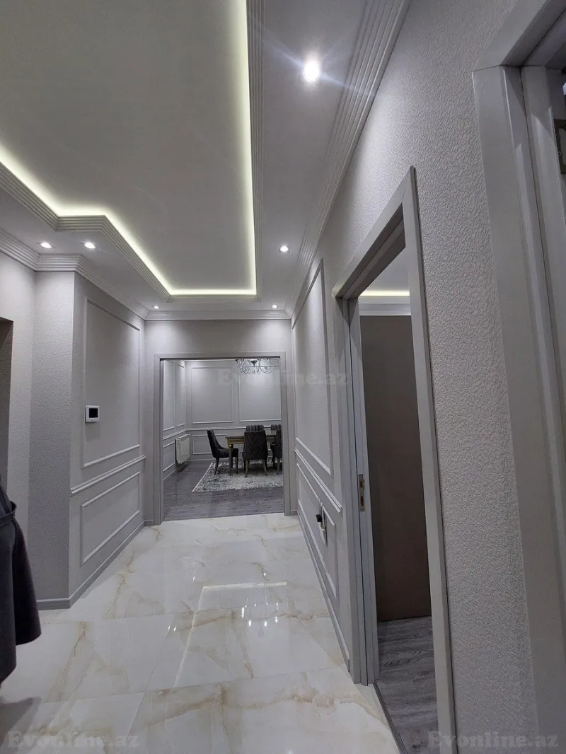 Satılır 2 otaqlı Mənzil Yeni tikili 110 m² 8 Noyabr m. - şəkil 17