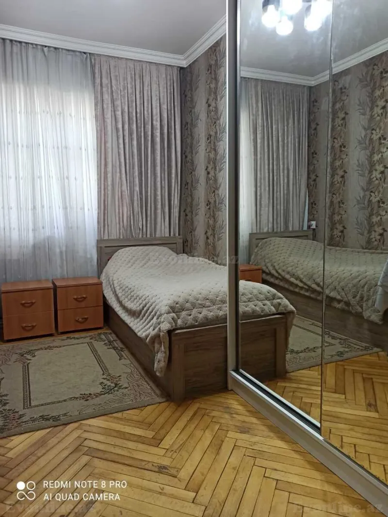 Satılır 2 otaqlı Mənzil Köhnə tikili 65 m² Nizami m. - şəkil 3