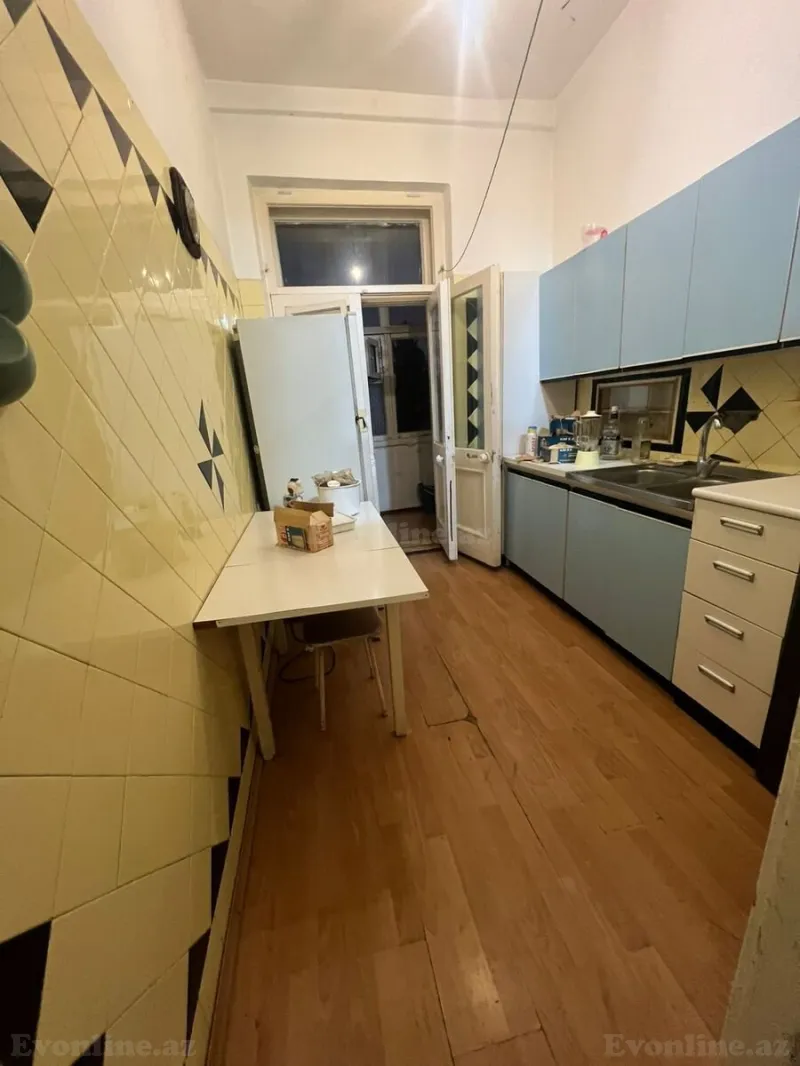 Kirayə verilir 2 otaqlı Mənzil Köhnə tikili 65 m² Yasamal - şəkil 7