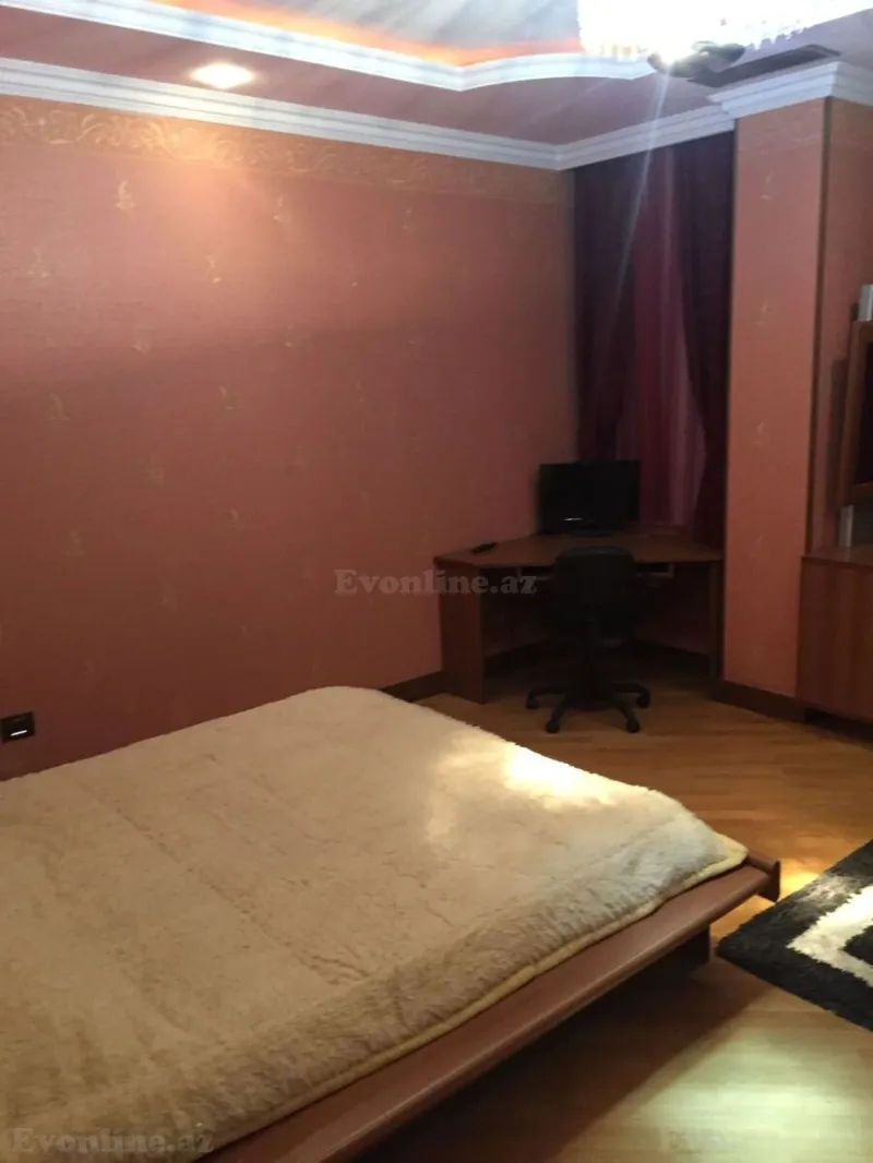 Satılır 4 otaqlı Mənzil Yeni tikili 200 m² Elmlər Akademiyası m. - şəkil 15
