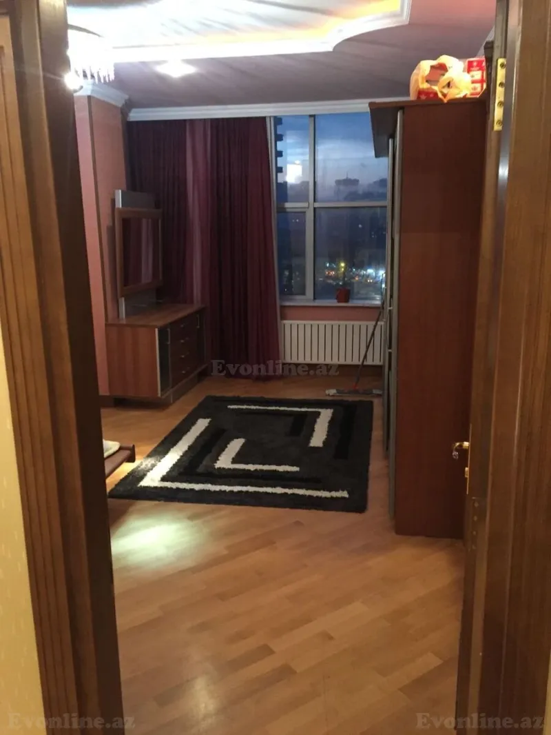 Satılır 4 otaqlı Mənzil Yeni tikili 200 m² Elmlər Akademiyası m. - şəkil 16