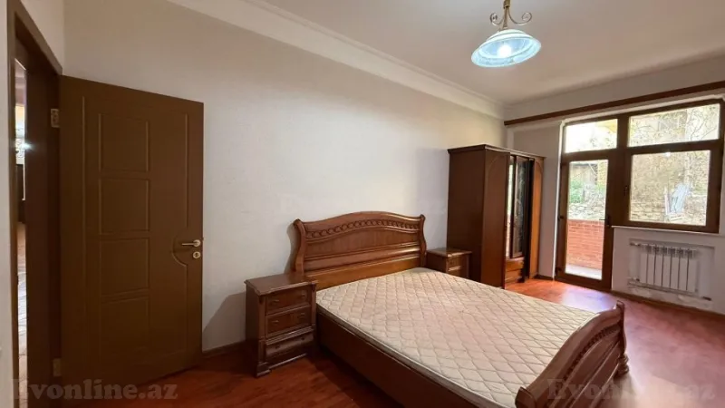 Kirayə verilir 5 otaqlı Mənzil Yeni tikili 175 m² 28 May m. - şəkil 6