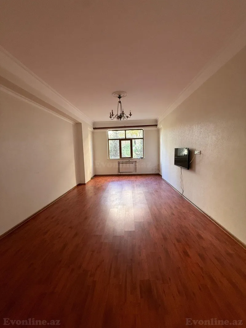 Kirayə verilir 5 otaqlı Mənzil Yeni tikili 175 m² 28 May m. - şəkil 14