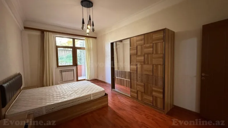 Kirayə verilir 5 otaqlı Mənzil Yeni tikili 175 m² 28 May m. - şəkil 20