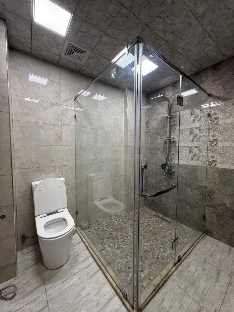 Kirayə verilir 5 otaqlı Mənzil Yeni tikili 175 m² 28 May m. - şəkil 21