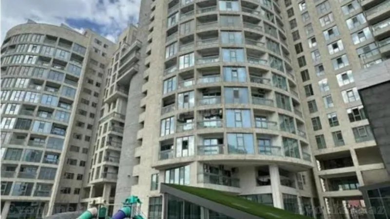 Kirayə verilir 3 otaqlı Mənzil Yeni tikili 125 m² Nizami m. - şəkil 2