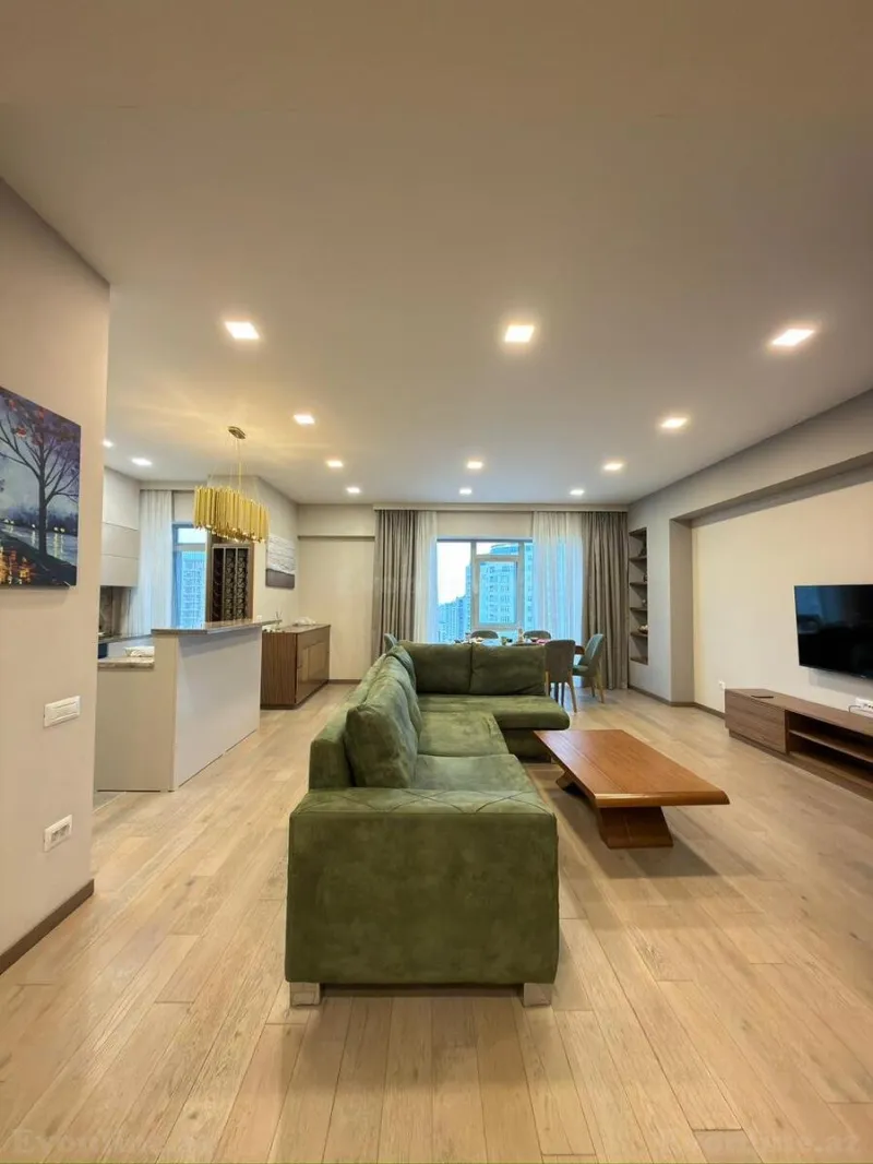Kirayə verilir 3 otaqlı Mənzil Yeni tikili 125 m² Nizami m. - şəkil 4