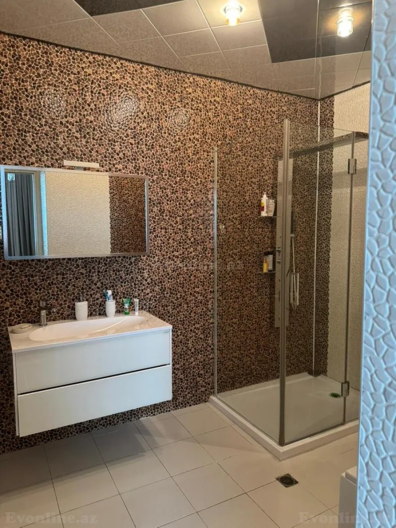 Satılır 6 otaqlı Mənzil Yeni tikili 350 m² 8 Noyabr m. - şəkil 21