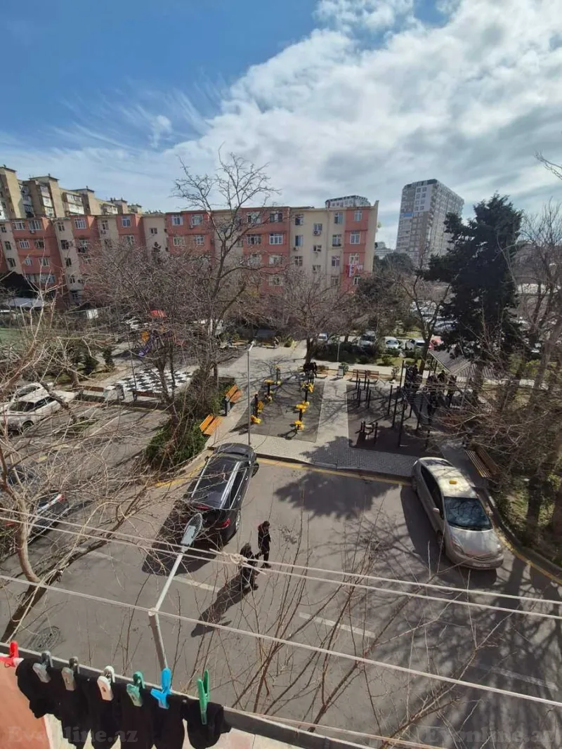 Satılır 3 otaqlı Mənzil Köhnə tikili 64 m² Xalqlar Dostluğu m. - şəkil 9