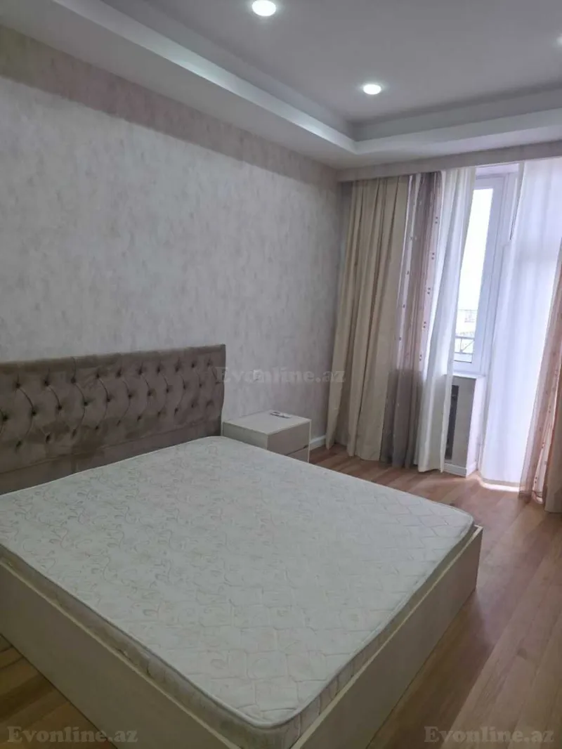 Kirayə verilir 3 otaqlı Mənzil Yeni tikili 110 m² Nizami m. - şəkil 9