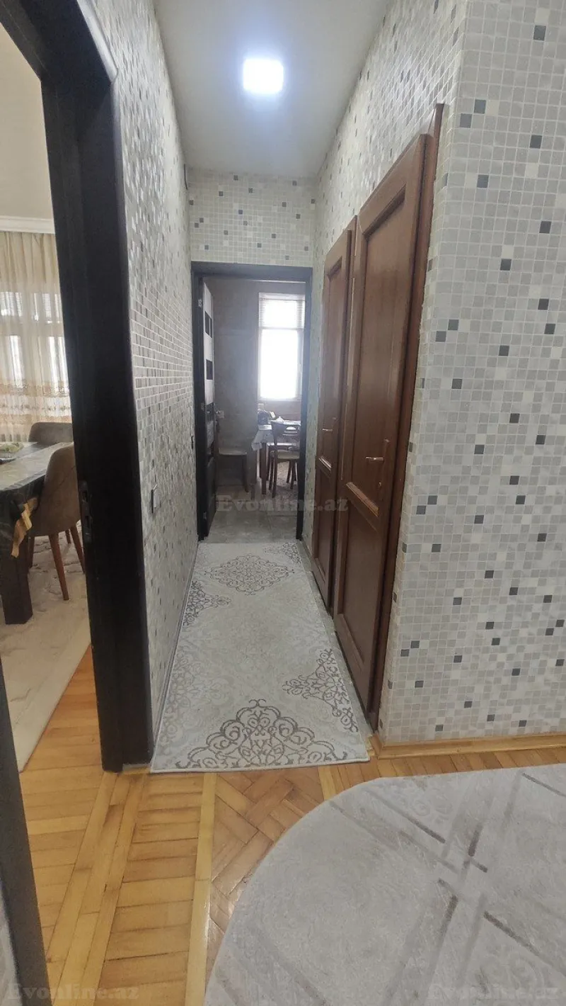 Satılır 5 otaqlı Mənzil Köhnə tikili 120 m² 8-ci mikrorayon - şəkil 9