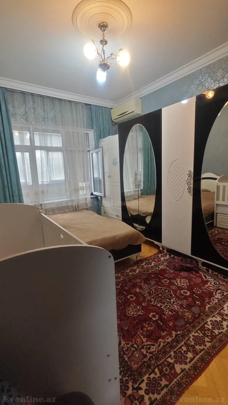 Satılır 5 otaqlı Mənzil Köhnə tikili 120 m² 8-ci mikrorayon - şəkil 16
