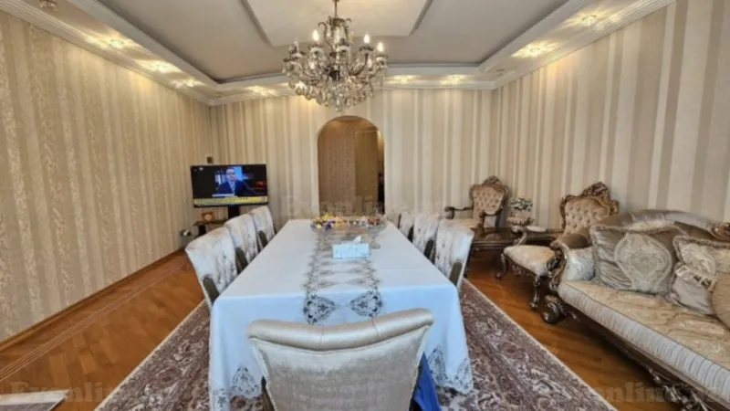 Satılır 3 otaqlı Mənzil Yeni tikili 140 m² 8 Noyabr m. - şəkil 2
