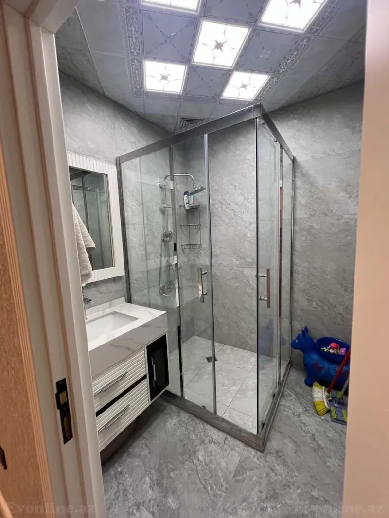 Kirayə verilir 2 otaqlı Mənzil Yeni tikili 82 m² Nərimanov r. - şəkil 16