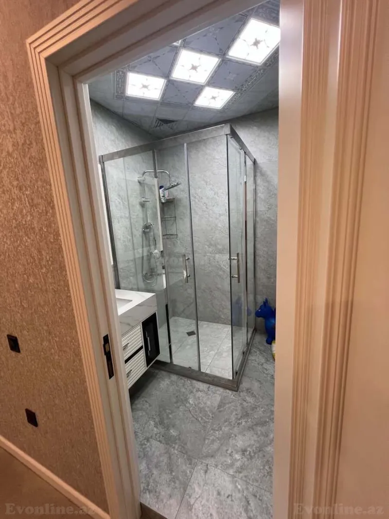 Kirayə verilir 2 otaqlı Mənzil Yeni tikili 82 m² Nərimanov r. - şəkil 17