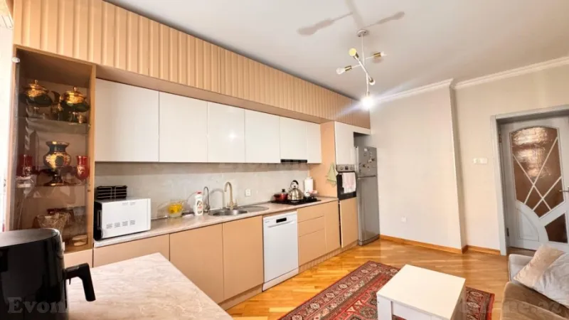 Satılır 3 otaqlı Mənzil Yeni tikili 105 m² 8-ci mikrorayon - şəkil 5