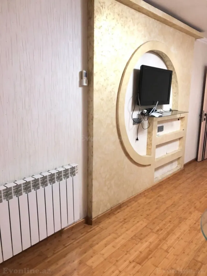 Kirayə verilir 2 otaqlı Mənzil Köhnə tikili 75 m² Kubinka - şəkil 6