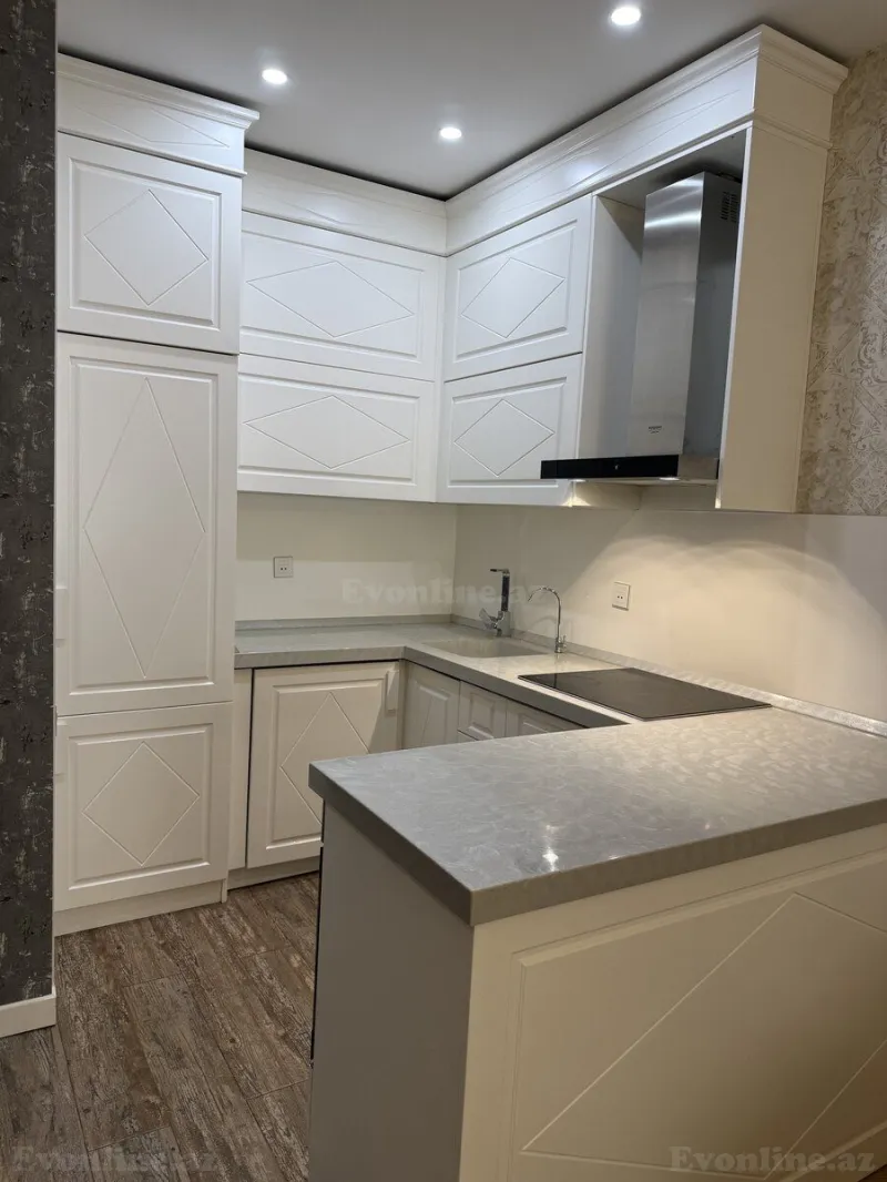 Kirayə verilir 2 otaqlı Mənzil Yeni tikili 74 m² İçərişəhər m. - şəkil 3