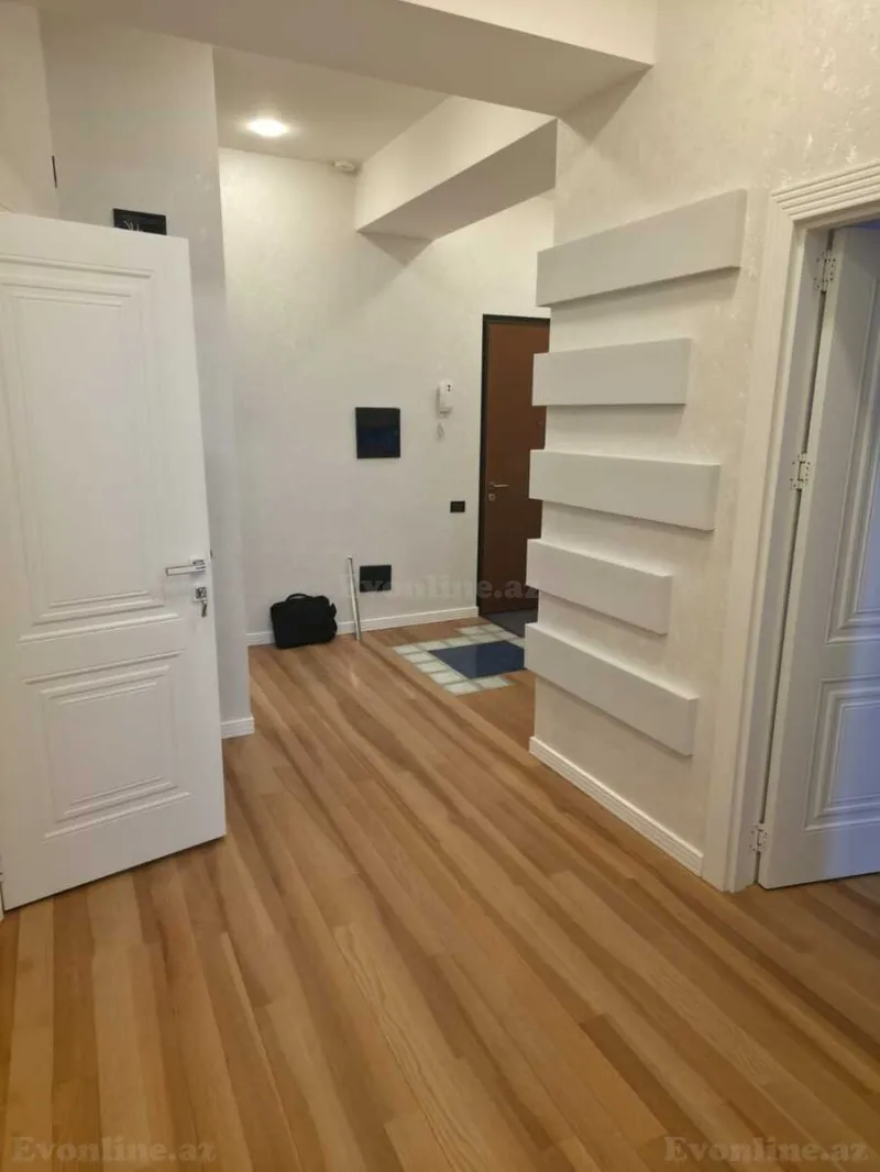 Kirayə verilir 3 otaqlı Mənzil Yeni tikili 101 m² Nizami m. - şəkil 2