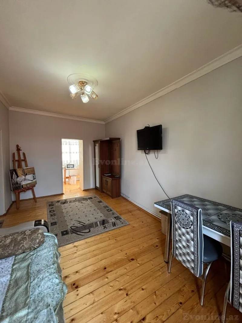 Satılır 2 otaqlı Mənzil Köhnə tikili 60 m² Sahil m. - şəkil 3