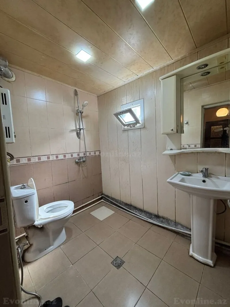 Satılır 2 otaqlı Mənzil Köhnə tikili 60 m² Sahil m. - şəkil 12