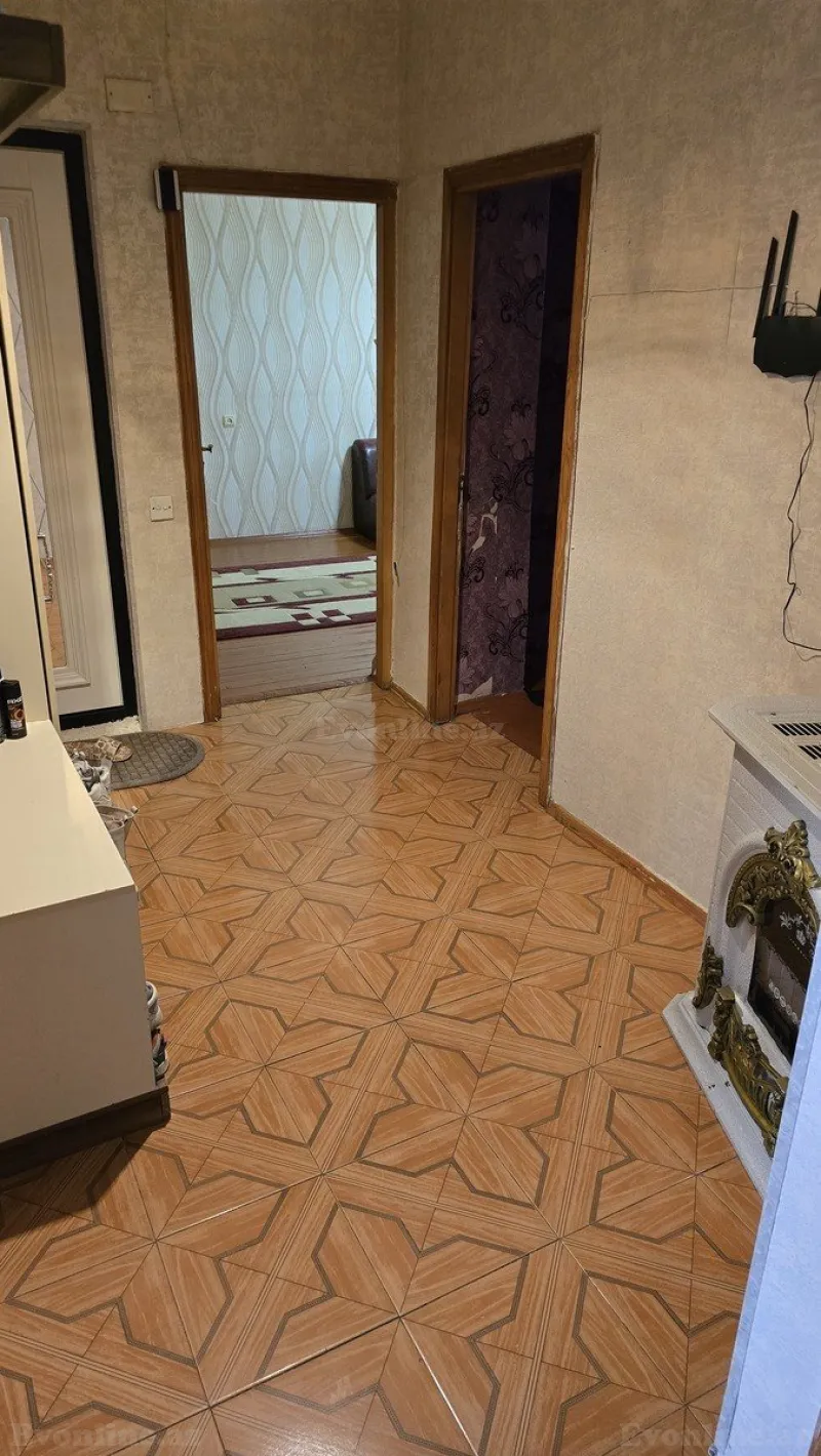 Satılır 4 otaqlı Mənzil Köhnə tikili 100 m² Həzi Aslanov m. - şəkil 3