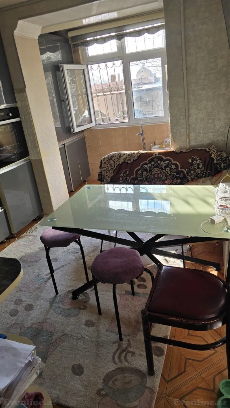 Satılır 4 otaqlı Mənzil Köhnə tikili 100 m² Həzi Aslanov m. - şəkil 6