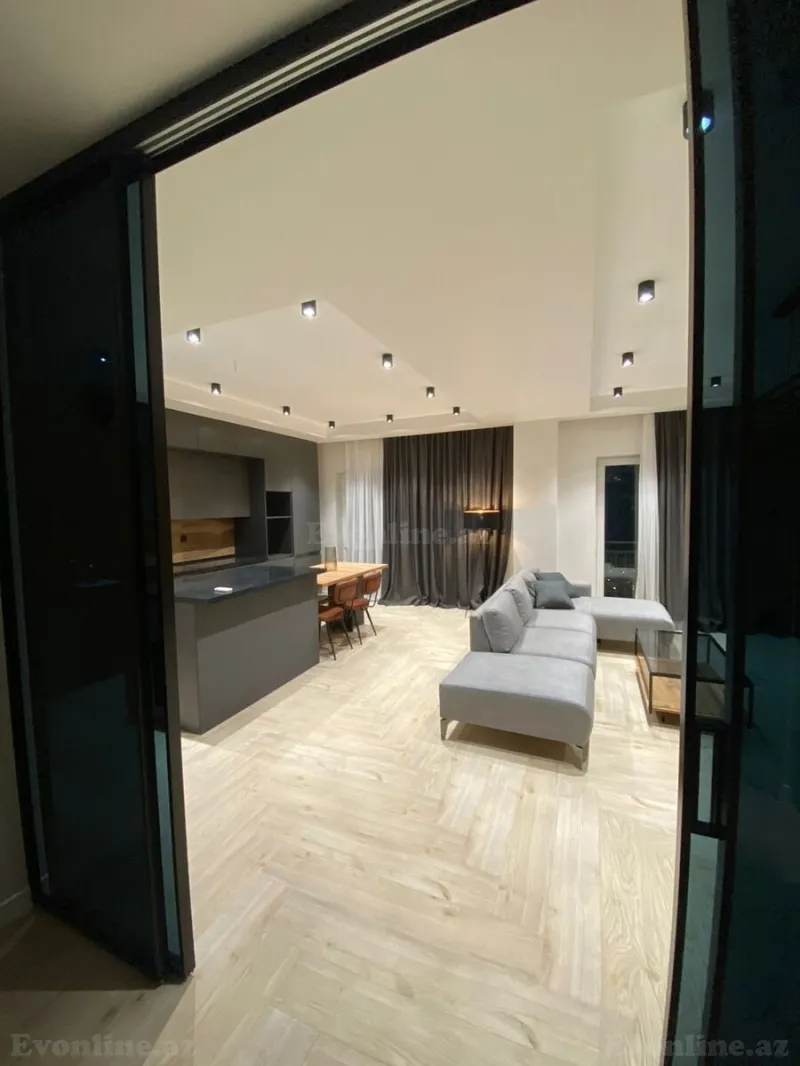 Kirayə verilir 2 otaqlı Mənzil Yeni tikili 78 m² Xətai r.