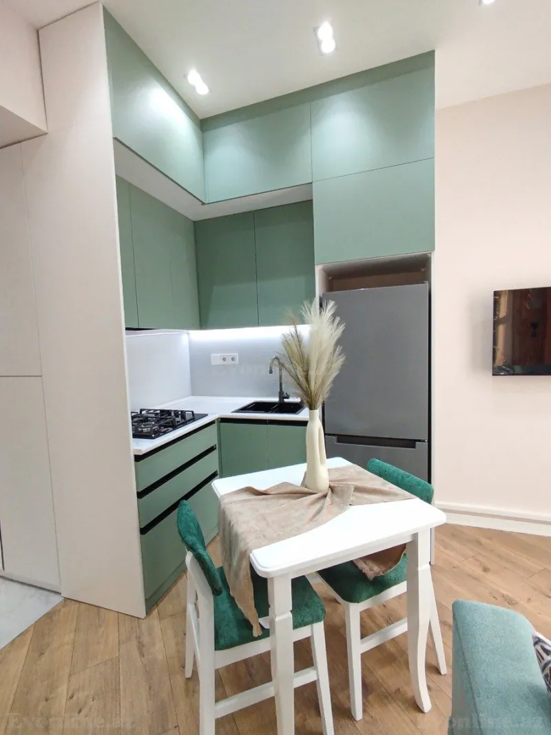 Kirayə verilir 2 otaqlı Mənzil Yeni tikili 44 m² Qara Qarayev m. - şəkil 2