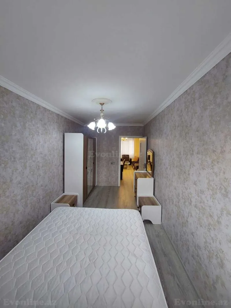 Satılır 3 otaqlı Mənzil Köhnə tikili 70 m² Gənclik m. - şəkil 8