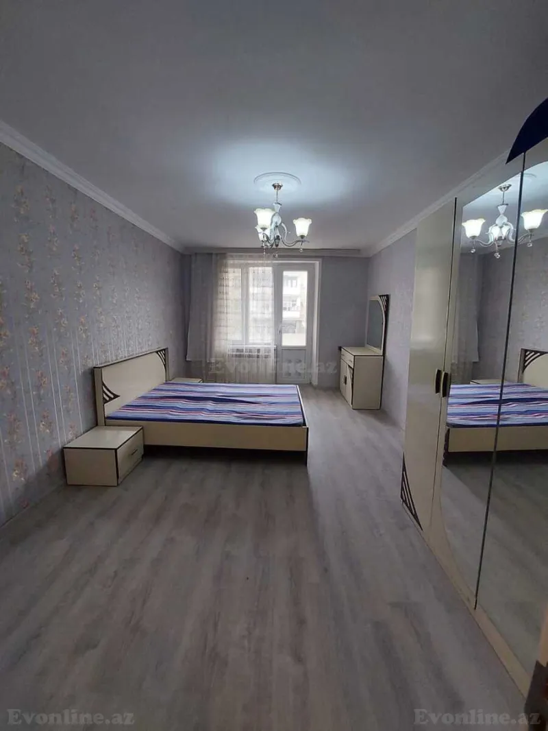 Satılır 3 otaqlı Mənzil Köhnə tikili 70 m² Gənclik m. - şəkil 9