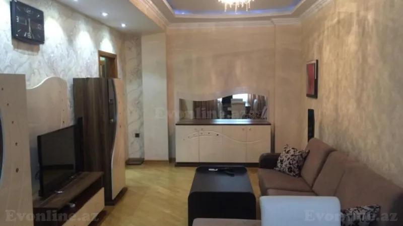 Kirayə verilir 2 otaqlı Mənzil Yeni tikili 90 m² Xətai m.