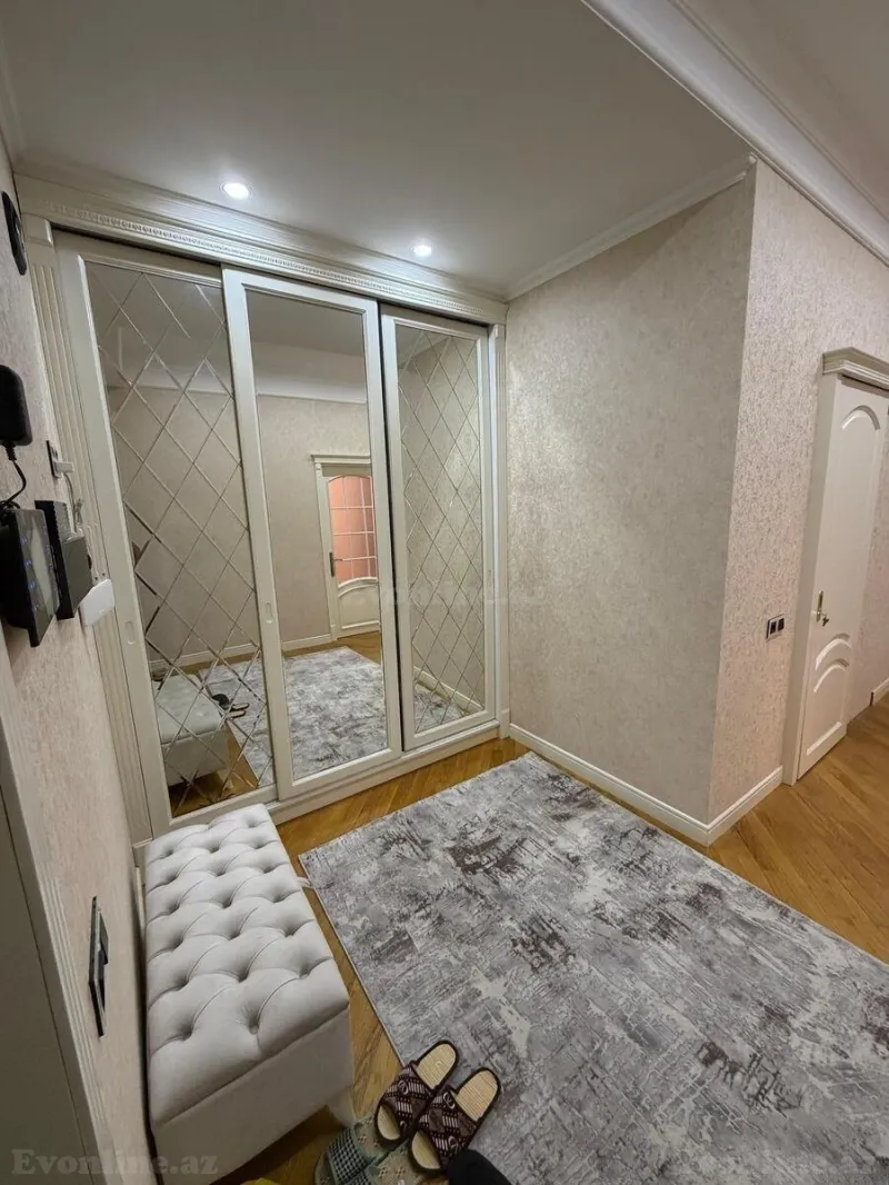 Satılır 3 otaqlı Mənzil Yeni tikili 140 m² Nəsimi r. - şəkil 2