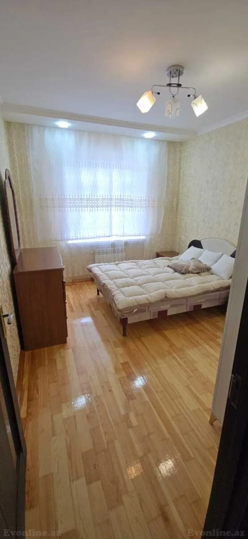 Kirayə verilir 2 otaqlı Mənzil Köhnə tikili 65 m² Həzi Aslanov m.
