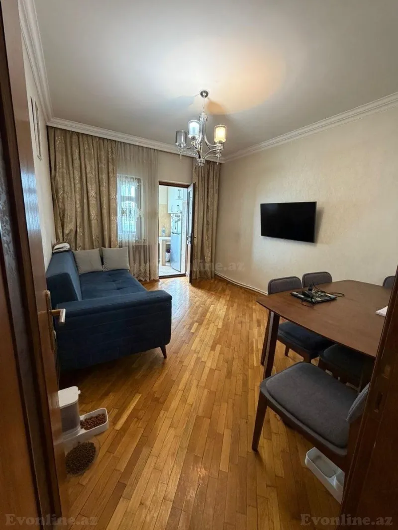 Satılır 3 otaqlı Mənzil Köhnə tikili 70 m² Nizami r. - şəkil 5
