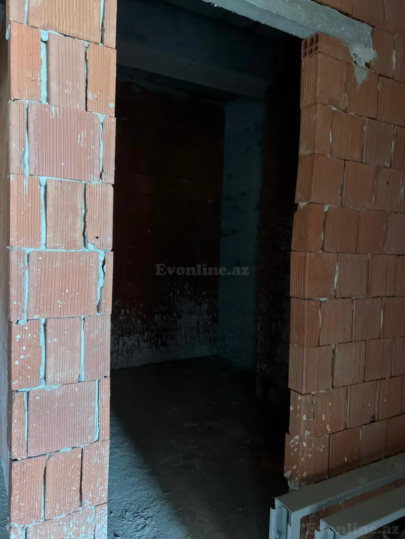 Satılır 3 otaqlı Mənzil Yeni tikili 174 m² 28 May m. - şəkil 4