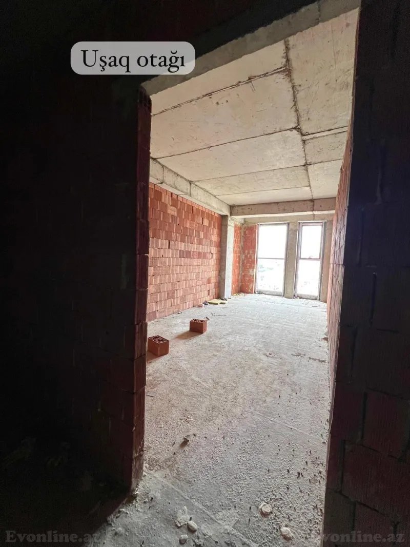 Satılır 3 otaqlı Mənzil Yeni tikili 174 m² 28 May m. - şəkil 5