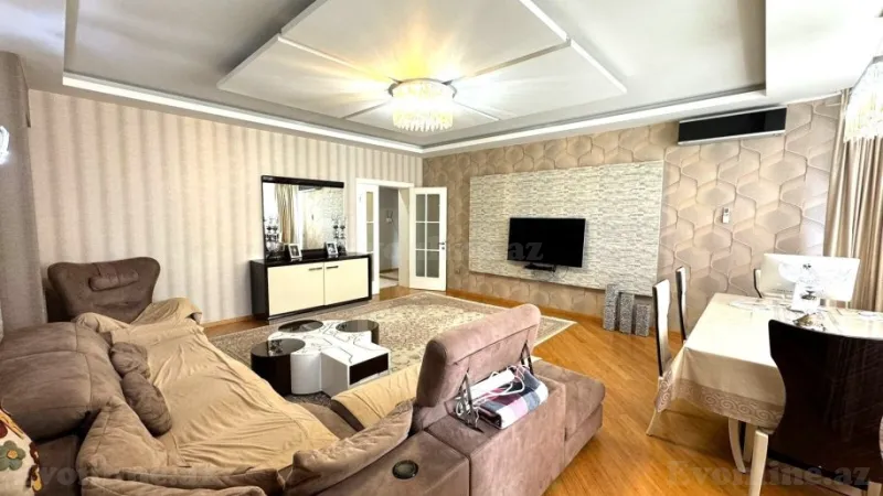 Satılır 4 otaqlı Mənzil Yeni tikili 190 m² 8 Noyabr m. - şəkil 3