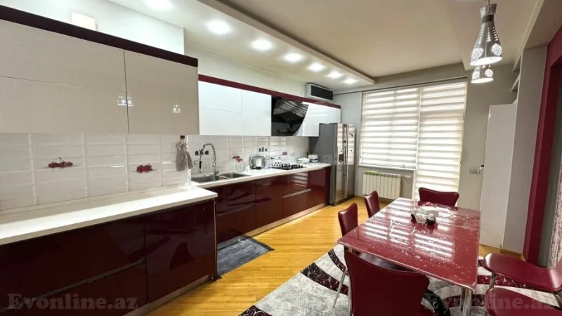 Satılır 4 otaqlı Mənzil Yeni tikili 190 m² 8 Noyabr m. - şəkil 19