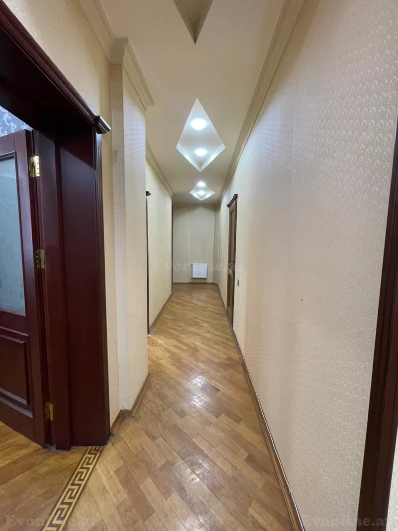 Kirayə verilir Ofis 250 m² Nəsimi r. - şəkil 21