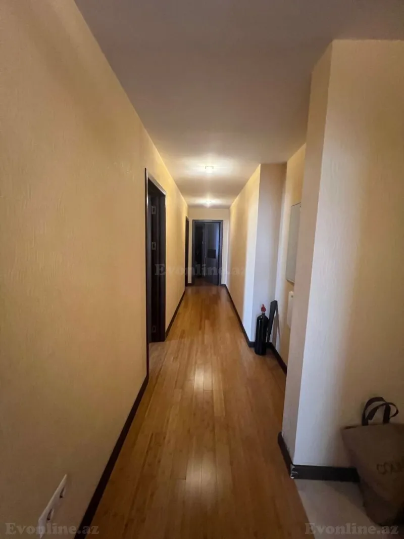 Kirayə verilir 4 otaqlı Mənzil Yeni tikili 205 m² Səbail r. - şəkil 4